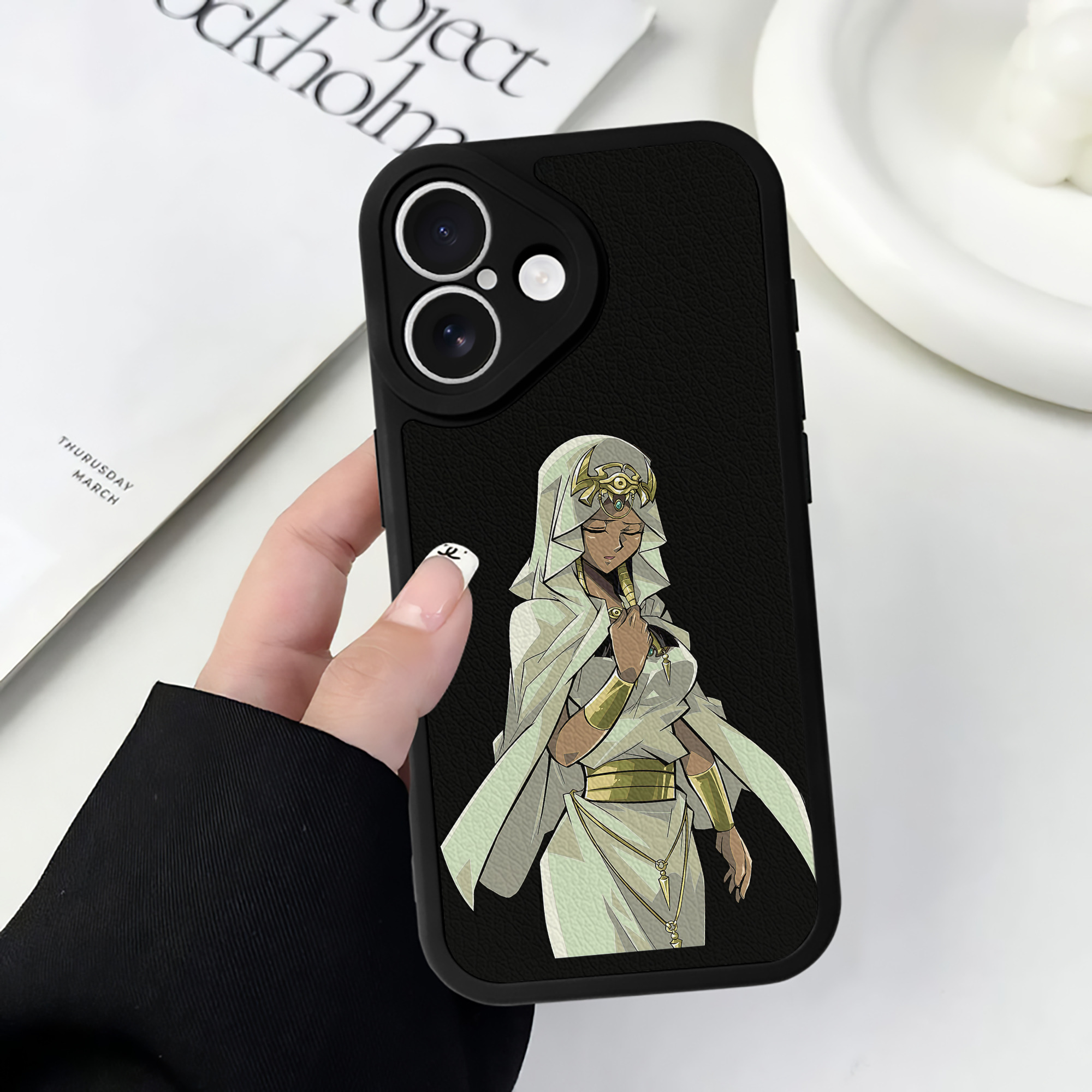 遊☆戯☆王 Yu-Gi-Oh! 【iPhone 16シリーズ対応】シリコンスマホケース（レザー調） 材質：シリコン